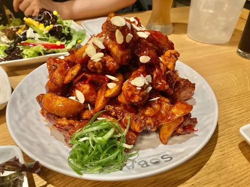 Cocodec海德堡炸雞啤酒、韓式料理BUL YANG NYOM CHICKEN (süß Chili scharf) 甜辣口味(必吃！)