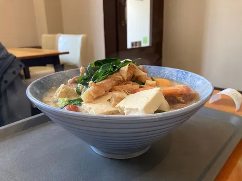 Flex Kitchen：麻辣燙串燒小吃店