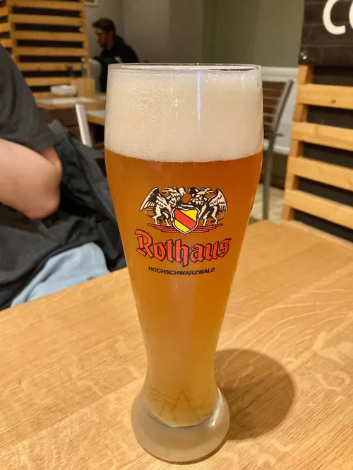 Beer (Hefeweizen)小麥啤酒Cocodec海德堡炸雞啤酒、韓式料理